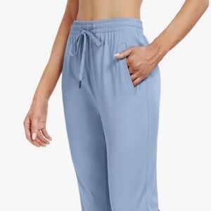 NWT!! WILLIAM B & FRIENDS - BLUE JOGGERS